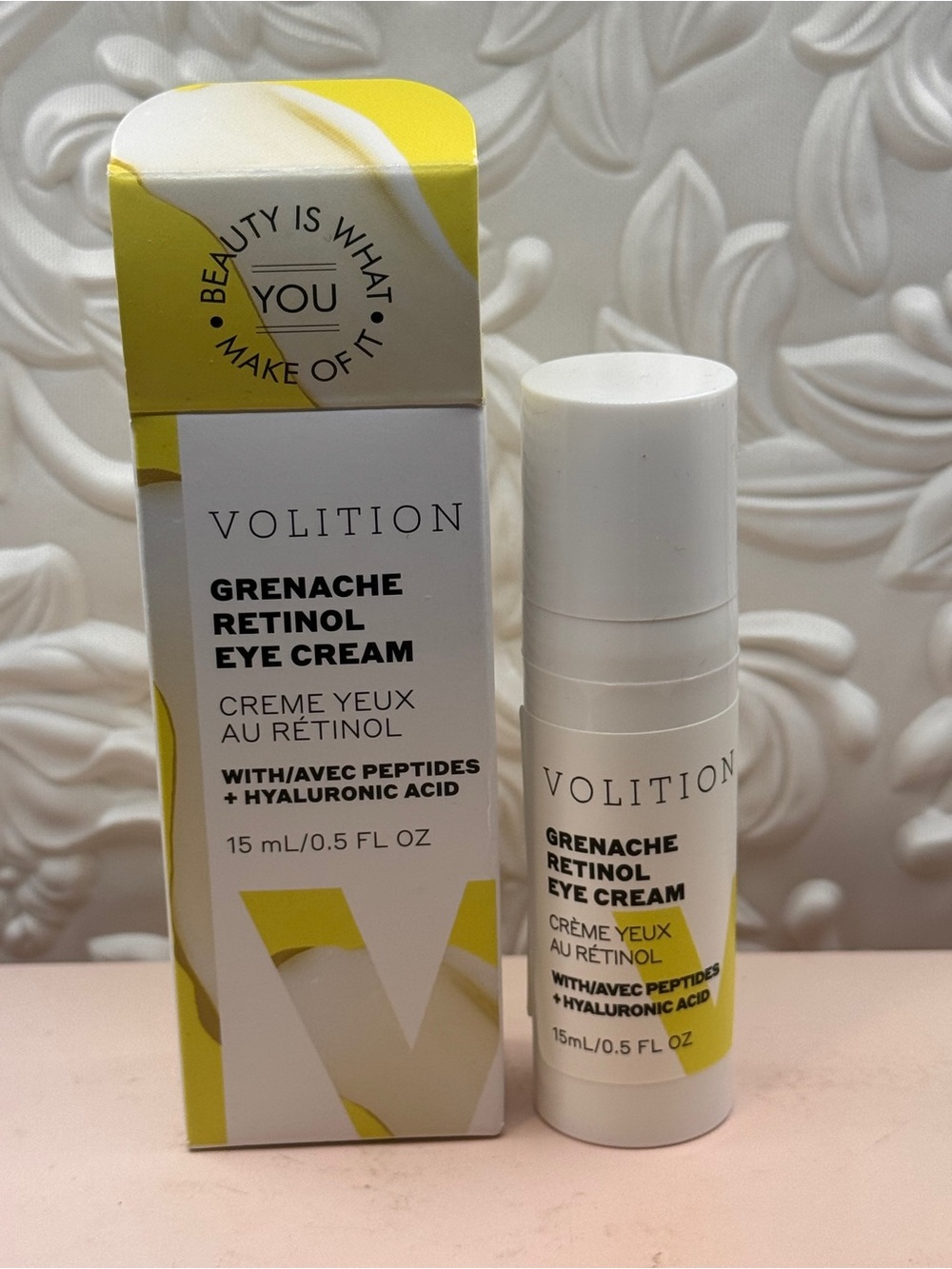 Volition grenache retinol eye cream w/ avec peptides + hyaluronic acid .5oz